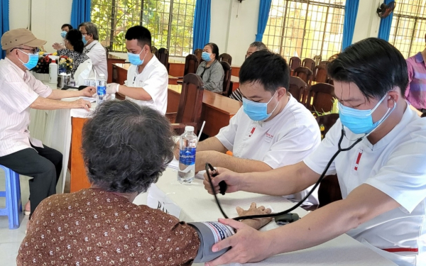 TP Hồ Chí Minh: Từ năm 2024 người cao tuổi được khám sức khỏe định kỳ miễn phí  -0