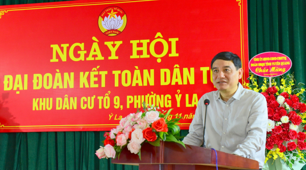Chủ nhiệm Ủy ban Văn hóa, Giáo dục Nguyễn Đắc Vinh dự Ngày hội Đại đoàn kết toàn dân tộc tại Tuyên Quang -6