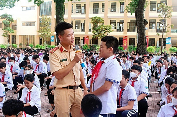 Hà Nội: Đẩy mạnh tuyên truyền an toàn giao thông trong học đường -0