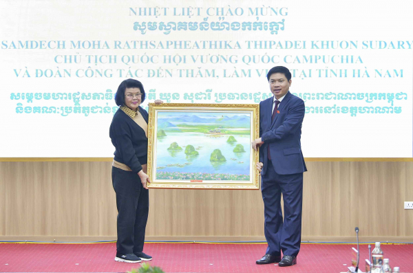 Chủ tịch Quốc hội Campuchia thăm, làm việc tại Hà Nam -0