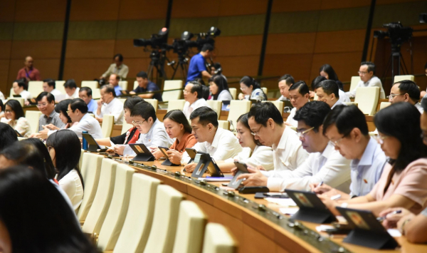 Quốc hội cho phép bố trí từ nguồn dự phòng ngân sách Trung ương năm 2023 để thực hiện Dự án kè sông Nậm Mộ tại Mường Xén, Kỳ Sơn, Nghệ An  (đăng ngày 10/11/2023) -0
