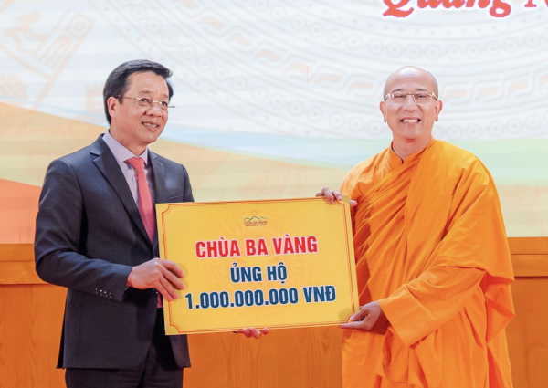 Giáo hội Phật giáo tỉnh và chùa Ba Vàng ủng hộ xây nhà đại đoàn kết, cải thiện chất lượng nhà ở cho hộ nghèo -0