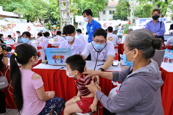 Hà Nội: Đặt chỉ tiêu 88% người cao tuổi được khám sức khỏe định kỳ năm 2024 -0