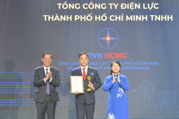 Lần thứ 2 đạt giải thưởng Thương hiệu vàng thành phố Hồ Chí Minh -0