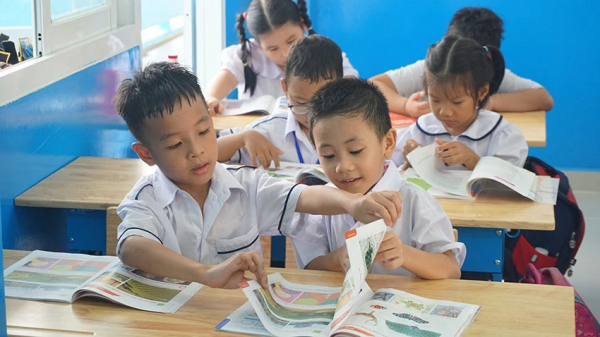 TP. Hồ Chí Minh: Sách giáo khoa phải khuyến khích học sinh chủ động học tập  -0