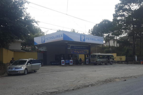 Lâm Đồng: Làm rõ việc kinh doanh xăng dầu trên đất quốc phòng có dấu hiệu vi phạm pháp luật của Petrolimex Lâm Đồng -0