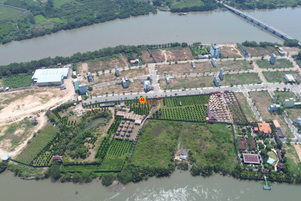 TP. Hồ Chí Minh: Người dân phản ánh việc san lấp bờ sông Tắc, xây dựng công trình trên đất nông nghiệp tại một phường ở TP Thủ Đức -0