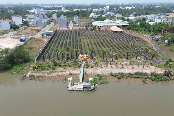 TP. Hồ Chí Minh: Người dân phản ánh việc san lấp bờ sông Tắc, xây dựng công trình trên đất nông nghiệp tại một phường ở TP Thủ Đức -0