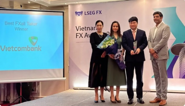 Vietcombank nhận danh hiệu Best FXall Taker tại lễ trao giải thưởng LSEG Vietnam FX Awards năm 2024 -0