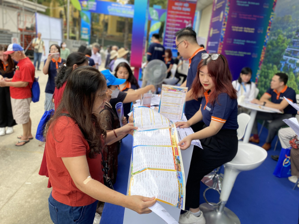 Hơn 700 đơn vị tham dự Hội chợ Du lịch quốc tế Việt Nam -0