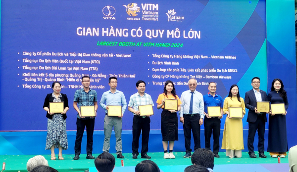 Doanh thu 4 ngày bán sản phẩm tại VITM Hà Nội 2024 đạt 180 tỷ đồng -0