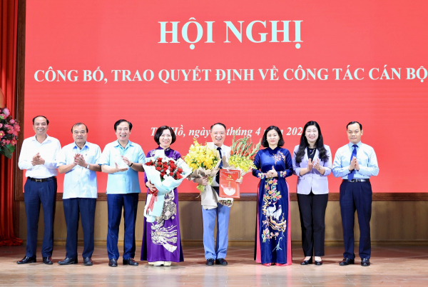 Chuẩn y Nguyễn Lê Hoàng giữ chức vụ Phó Bí thư Quận ủy Tây Hồ -0