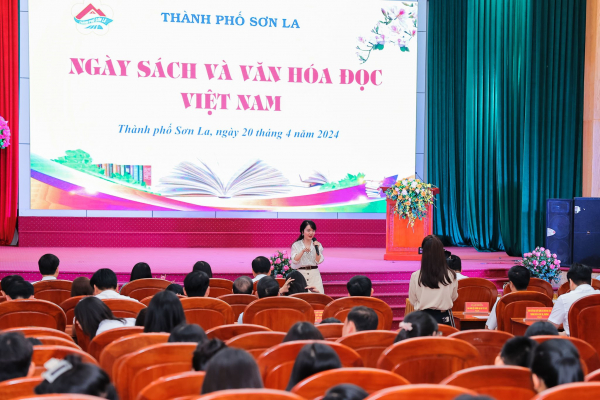 Ngày Sách và Văn hóa đọc Việt Nam tại “Thành phố học tập toàn cầu” Sơn La -0