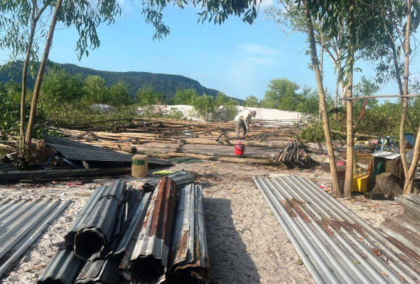 Kiên Giang: 3 hộ dân tự nguyện tháo dỡ công trình giao đất cho Nhà nước