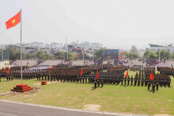 Hợp luyện diễu binh chào mừng Lễ Kỷ niệm 70 năm Chiến thắng Điện Biên Phủ -2