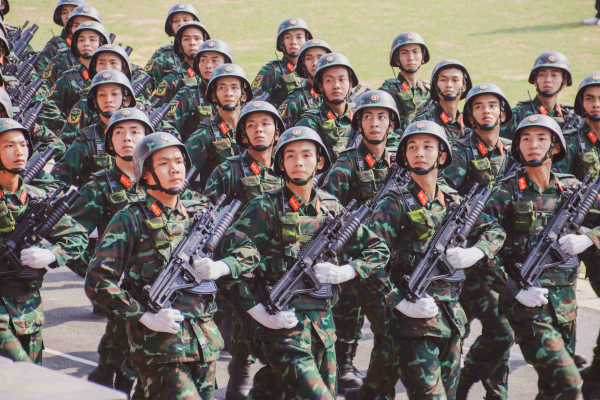 Hợp luyện diễu binh chào mừng Lễ Kỷ niệm 70 năm Chiến thắng Điện Biên Phủ -1