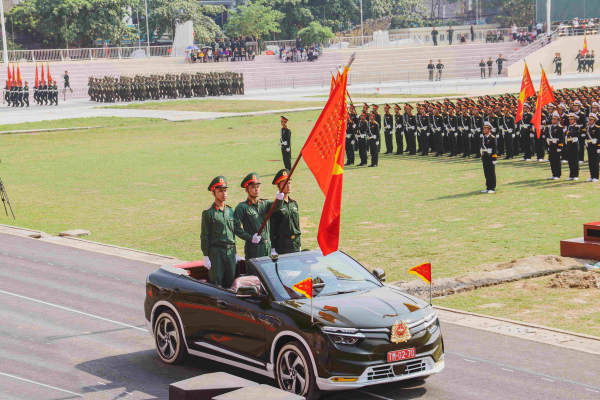Hợp luyện diễu binh chào mừng Lễ Kỷ niệm 70 năm Chiến thắng Điện Biên Phủ -6