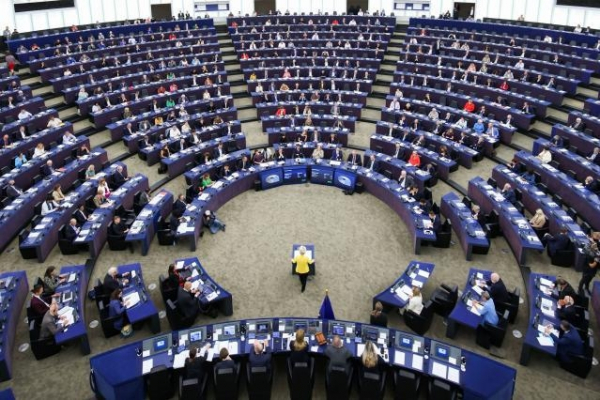 Tổ chức Minh bạch quốc tế kêu gọi ngăn chặn xung đột lợi ích trong công việc của nghị sĩ châu Âu -0