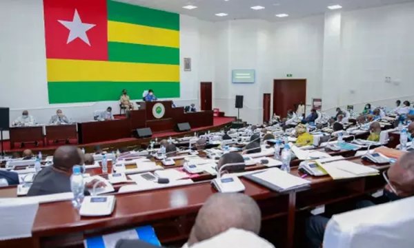 Togo ban hành Hiến pháp mới, chuyển sang hệ thống nghị viện -0