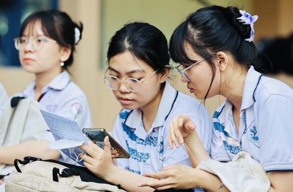 TP. Hồ Chí Minh: Học sinh tăng tốc ôn tập cho kỳ thi tuyển sinh vào lớp 10 -0