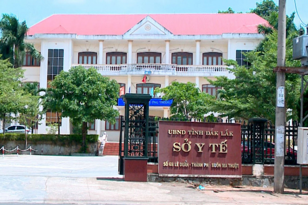Hàng loạt cơ sở núp bóng spa, thẩm mỹ viện hoạt động thẩm mỹ trái phép trên địa bàn thành phố Buôn Ma Thuột -0