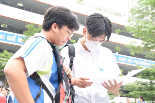 Sở GD-ĐT Hà Nội đề nghị công an xác minh thông tin lộ đề thi lớp 10 -0