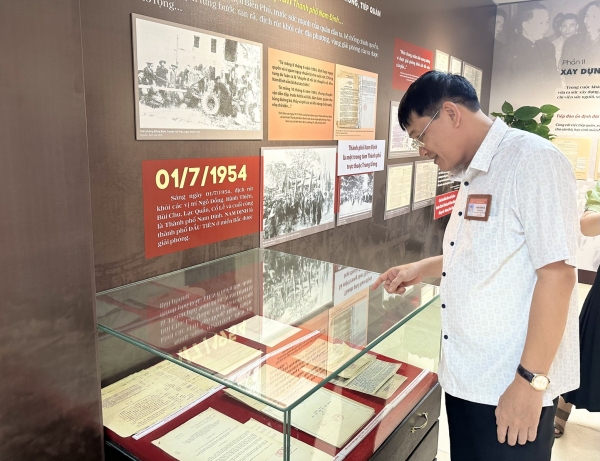 Tái hiện những thành tựu của thành phố Nam Định sau 70 năm Ngày giải phóng -0