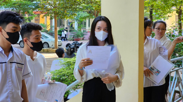 Hơn 21.000 thí sinh Đắk Lắk bước vào ngày thi đầu tiên kỳ thi tốt nghiệp THPT năm 2024 -1