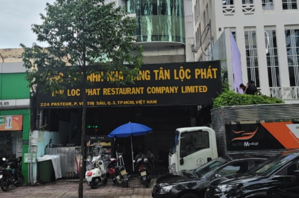 TP. Hồ Chí Minh: Nhiều nhà hàng ăn uống, karaoke bị xử phạt vì vi phạm hàng loạt quy định của pháp luật -0