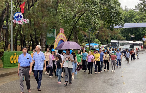 Về Ngã ba Đồng Lộc tri ân các anh hùng liệt sĩ -0