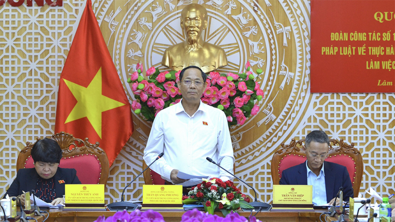 Phó Chủ tịch Quốc hội, Thượng tướng Trần Quang Phương chủ trì cuộc làm việc với UBND tỉnh Lâm Đồng về giám sát thực hành tiết kiệm, chống lãng phí