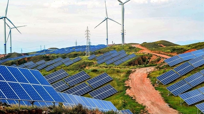 Tăng thu hút đầu tư cho năng lượng tái tạo là một trong những giải pháp để cụ thể hóa cam kết Net Zero vào năm 2050. Nguồn ITN