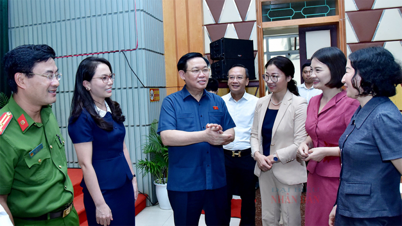 Một số hình ảnh Chủ tịch Quốc hội Vương Đình Huệ tiếp xúc cử tri huyện Thuỷ Nguyên, TP. Hải Phòng -0