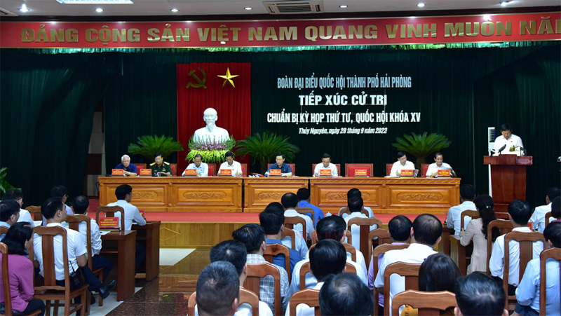 Chủ tịch Quốc hội Vương Đình Huệ tiếp xúc cử tri huyện Thuỷ Nguyên, TP. Hải Phòng -2