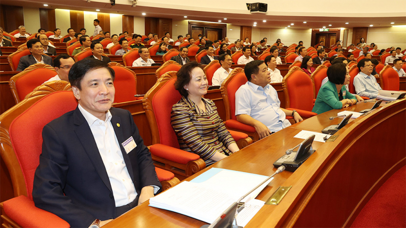 Bộ Chính trị tổ chức Hội nghị toàn quốc quán triệt Nghị quyết số 23-NQ/TW về phương hướng phát triển kinh tế - xã hội Vùng Tây Nguyên -1