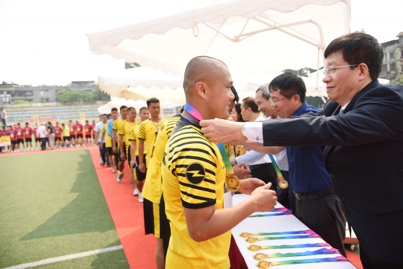 Lễ Bế mạc và trao giải Giải bóng đá các cơ quan Trung ương mở rộng tranh Cúp Báo Đại biểu Nhân dân lần thứ 23 -6