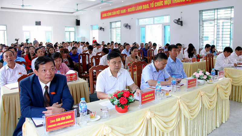 Bộ trưởng Bộ Nội vụ Phạm Thị Thanh Trà tiếp xúc cử tri huyện Yên Bình, Yên Bái -1
