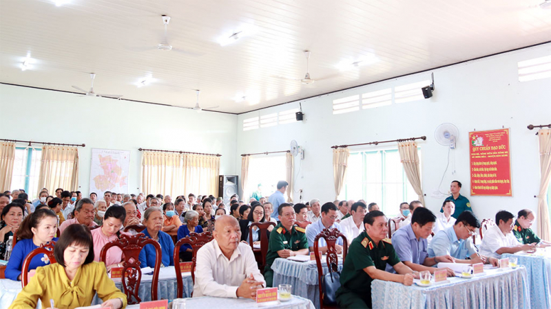 Thượng tướng Nguyễn Tân Cương tiếp xúc cử tri tại xã Hưng Hoà, huyện Bàu Bàng, tỉnh Bình Dương -1