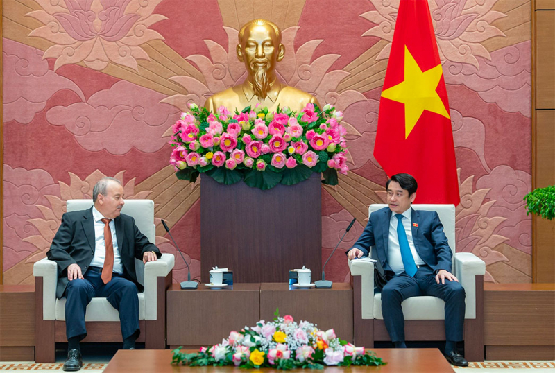 Phó Chủ nhiệm Ủy ban Đối ngoại Lê Anh Tuấn tiếp Đại sứ Algeria tại Việt Nam -0