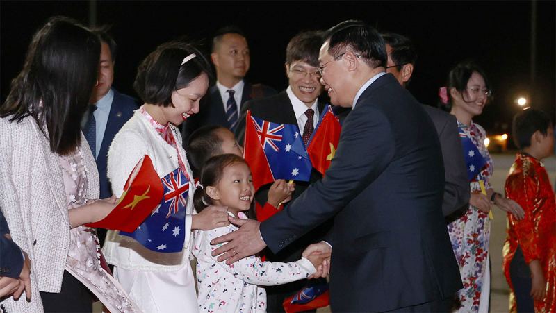 Chủ tịch Quốc hội Vương Đình Huệ đến Thủ đô Canberra, bắt đầu thăm chính thức Australia -5