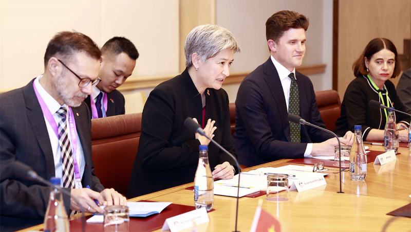 Chủ tịch Quốc hội Vương Đình Huệ tiếp Bộ trưởng Bộ Ngoại giao Australia -1