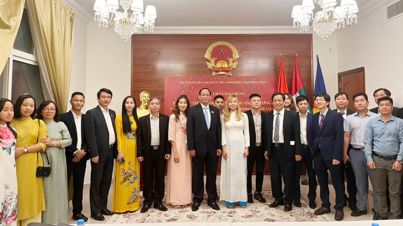 Phó Chủ tịch Quốc hội, Thượng tướng Trần Quang Phương thăm và làm việc tại các Tiểu vương quốc Ả-rập Thống nhất -3