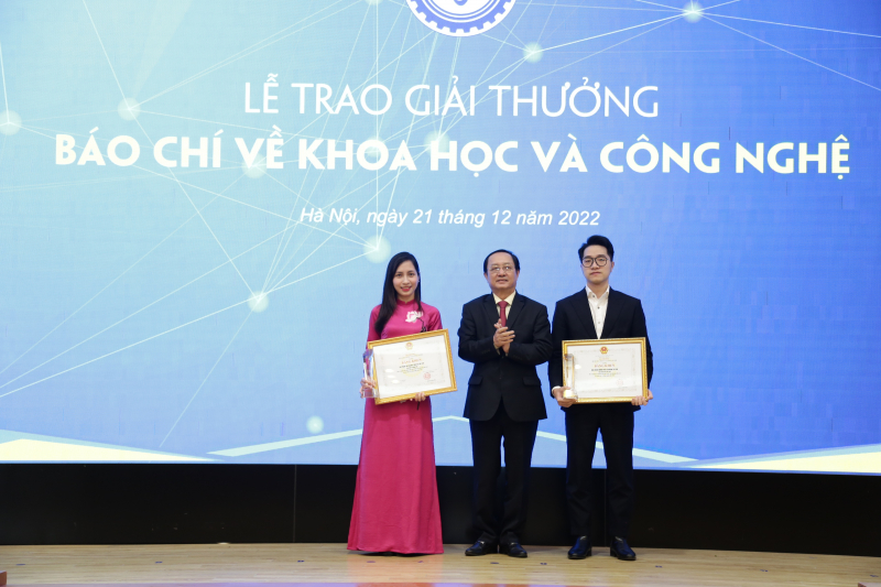 Bộ Khoa học và Công nghệ tổ chức Lễ trao Giải thưởng báo chí về khoa học và công nghệ năm 2021 -0