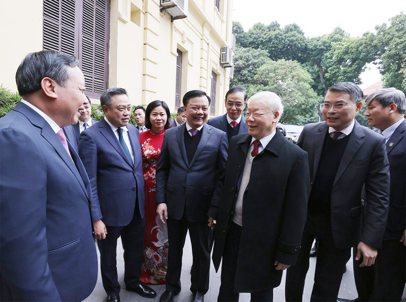 Tổng Bí thư Nguyễn Phú Trọng thăm, chúc Tết Đảng bộ, chính quyền và Nhân dân Thủ đô Hà Nội -7