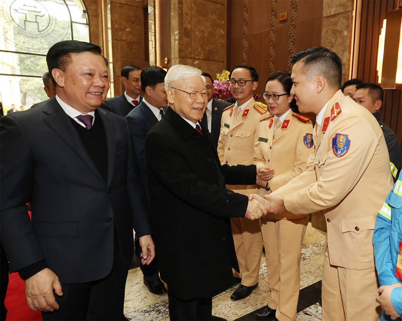 Tổng Bí thư Nguyễn Phú Trọng thăm, chúc Tết Đảng bộ, chính quyền và Nhân dân Thủ đô Hà Nội -1