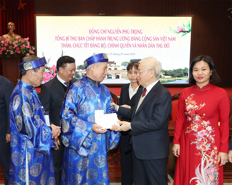Tổng Bí thư Nguyễn Phú Trọng thăm, chúc Tết Đảng bộ, chính quyền và Nhân dân Thủ đô Hà Nội -2