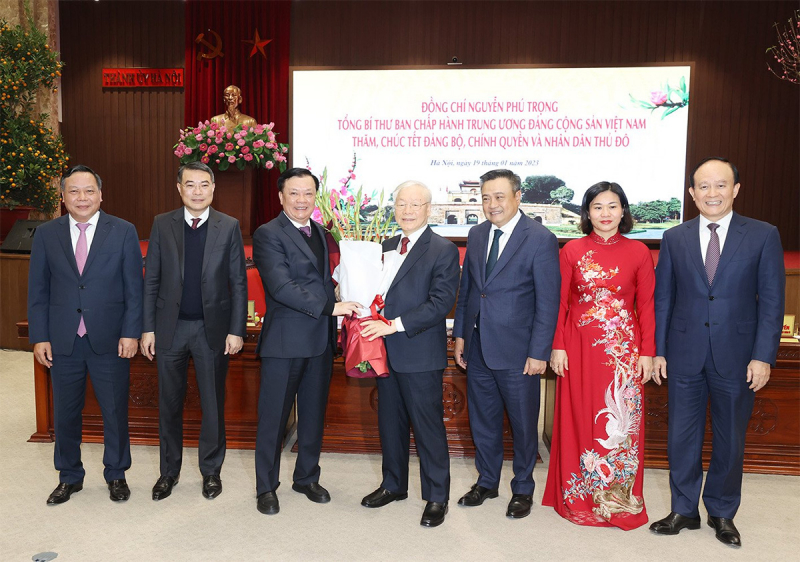 Tổng Bí thư Nguyễn Phú Trọng thăm, chúc Tết Đảng bộ, chính quyền và Nhân dân Thủ đô Hà Nội -3