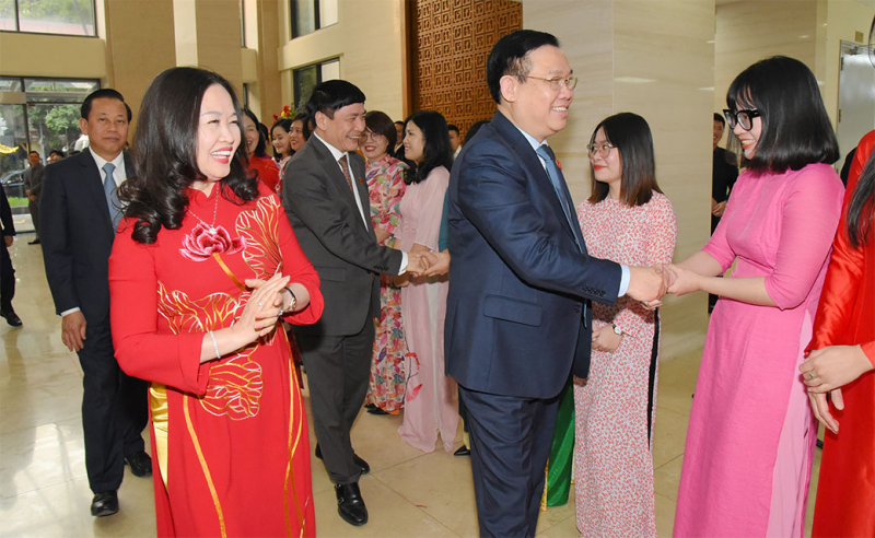 Chủ tịch Quốc hội Vương Đình Huệ thăm, chúc Tết Báo Đại biểu Nhân dân, Truyền hình Quốc hội Việt Nam -1