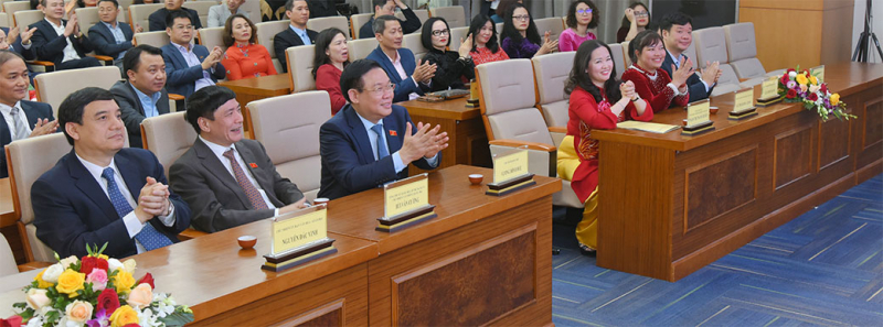 Chủ tịch Quốc hội Vương Đình Huệ thăm, chúc Tết Báo Đại biểu Nhân dân, Truyền hình Quốc hội Việt Nam -0