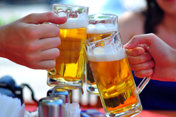 Rượu bia kéo dài nguy cơ viêm tụy cấp 